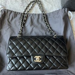 Chanel Caviar Black Medium Double Classic Flap (2017)