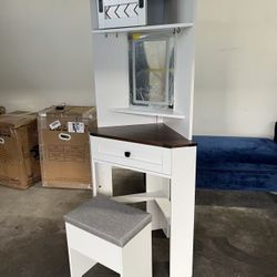 Small Vanity Desk Set with Lights and Mirror Makeup Vanities with Drawers for Corner Space White Farmhouse Make up Dressing Table with Storage Stool