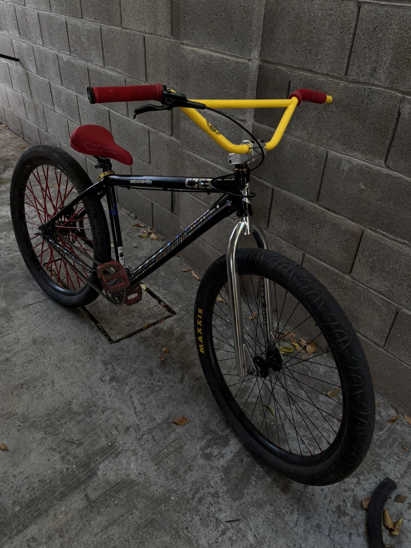 collective c2 pedal bike