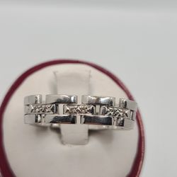 18k Gold Diamond Link Ring