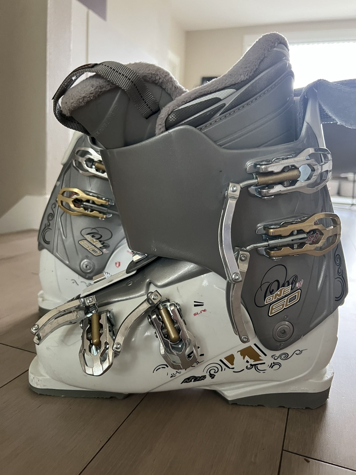 Nordica Ski Boots Size 26.5