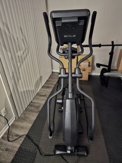 Sole E25 Elliptical (Brand New)