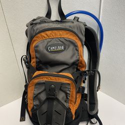 CamelBak MULE 50oz 1.5L Cycling Hiking Hydration Backpack Orange M.U.L.E Bladder