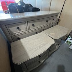 King Size Bedroom Set 