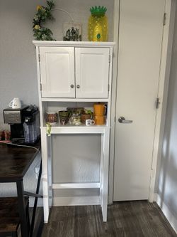 Pantry Cabinet (Kitchen)
