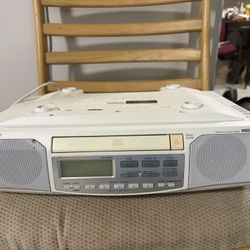 Sony ICF-CD513 under-cabinet AM/FM stereo clock radio and CD player-Rare Find!