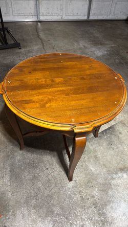 Ethan Allen table