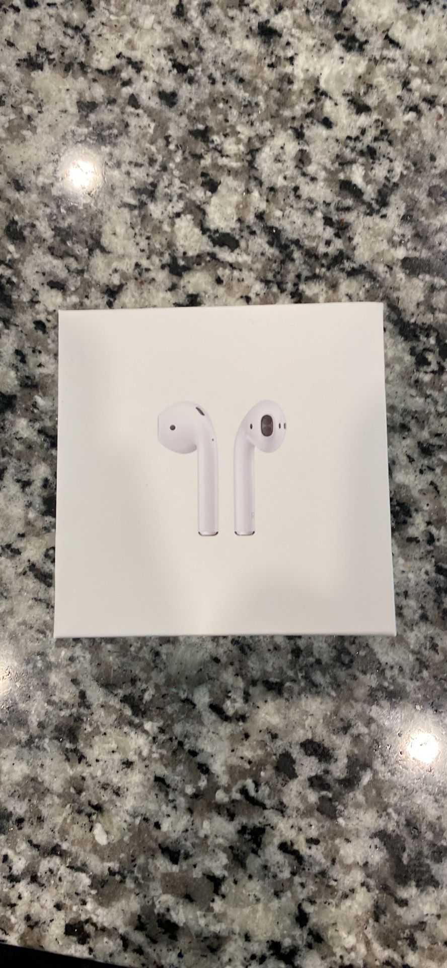 Apple AirPods (2nd Generation) Wireless Ear Buds, Bluetooth Headphones with Lightning Charging Case