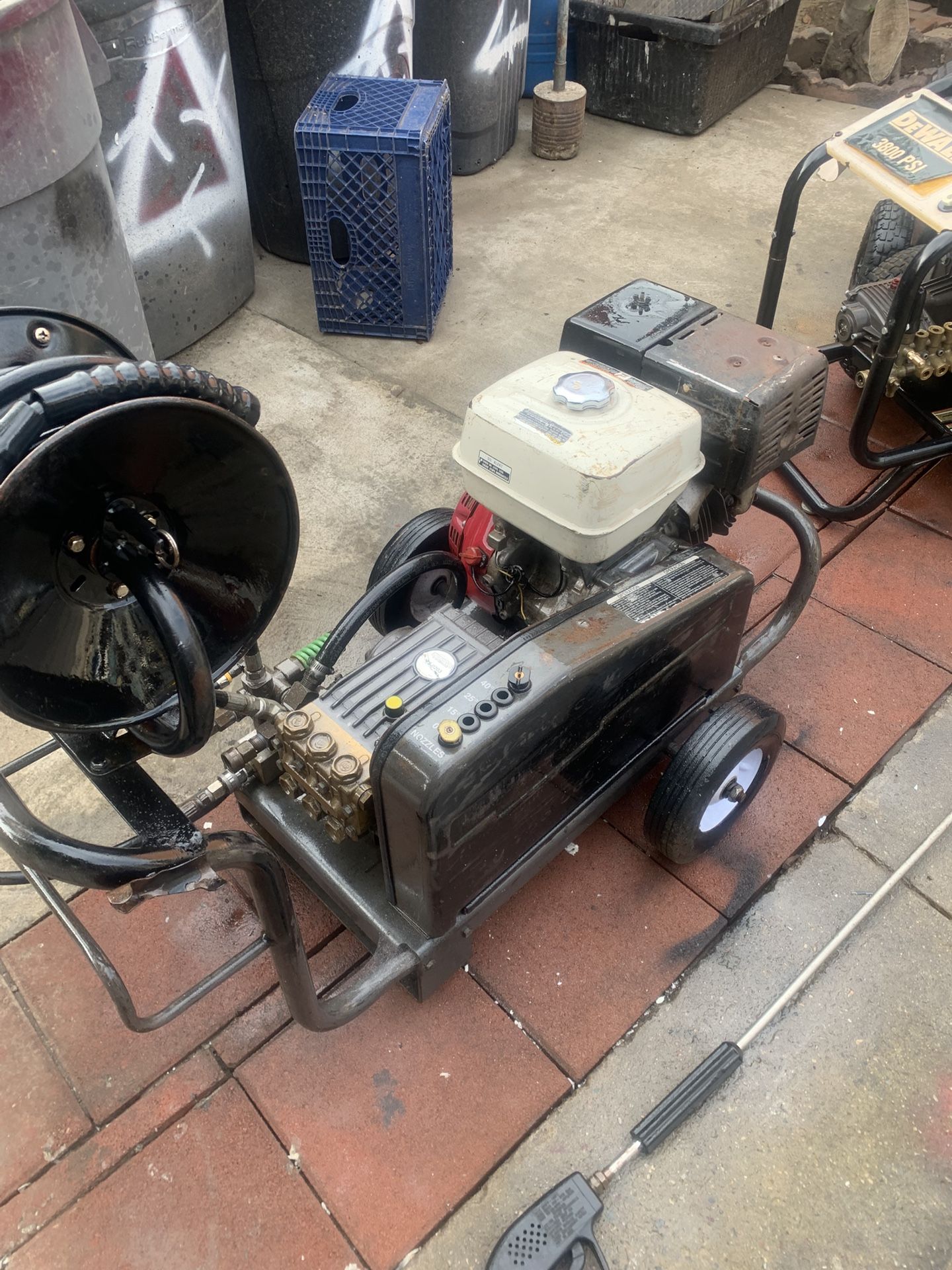 Pressure Washer