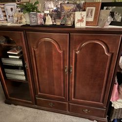 Entertainment Cabinet Solid Wood  With Bottom Storage Drawer