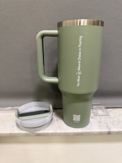 New Insulated Large Tumbler Cup With Lid & Straw