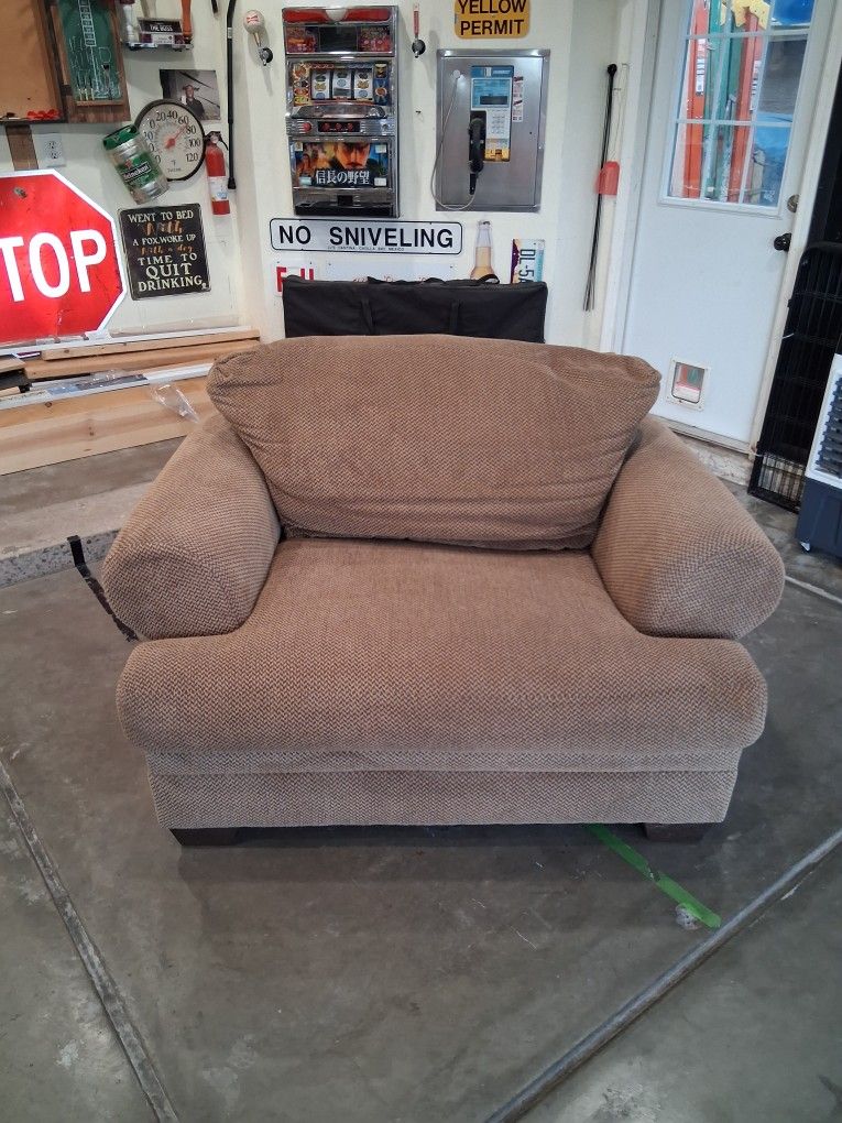 Oversized fluffy comfy chair