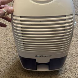 ProBreeze Dehumidifier 