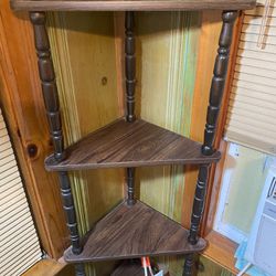 Shelf Corner Wood Spindle 