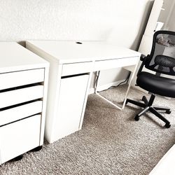 Escritorio De Oficina Completo /Complete Office Set Up,  Moving Sale!