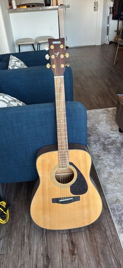 Acoustic Guitar
