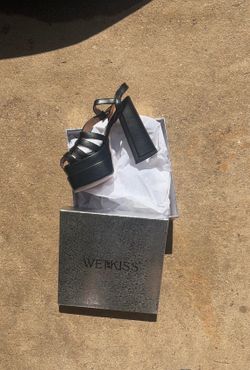 Wet kiss high platform heels
