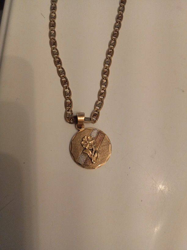 14k Gold Chain And Pendant