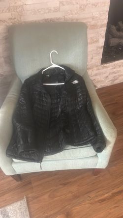 Women North face winter jacket