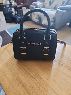 Small michael kors