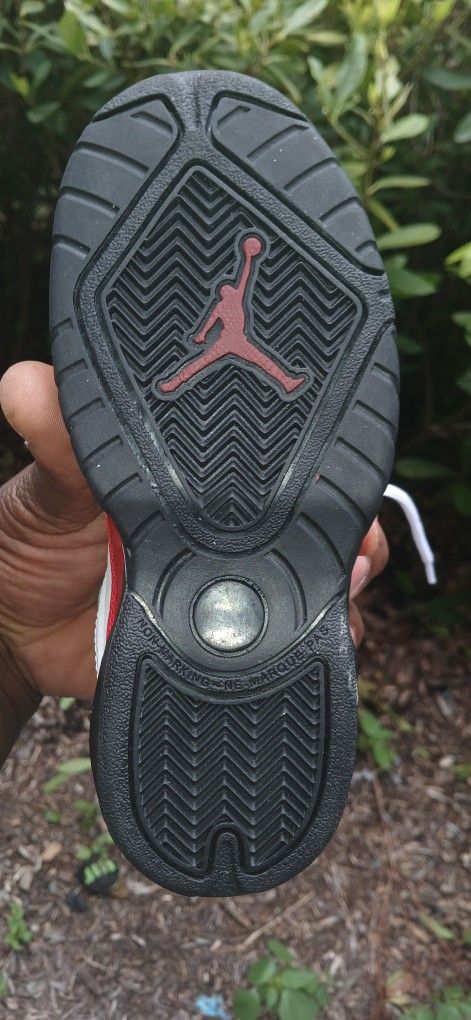 Jordan Aura Size 12c