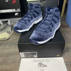 Jordan 11 Midnight Navy Kids Size 3y