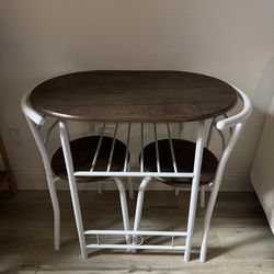 SMALL DINING TABLE