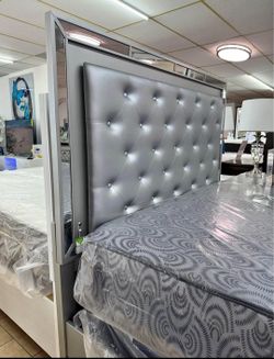Vendo sets de cuarto nuevo ( preguntar precio)