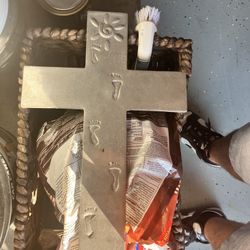 SILVER RELIGIOUS CROSS 