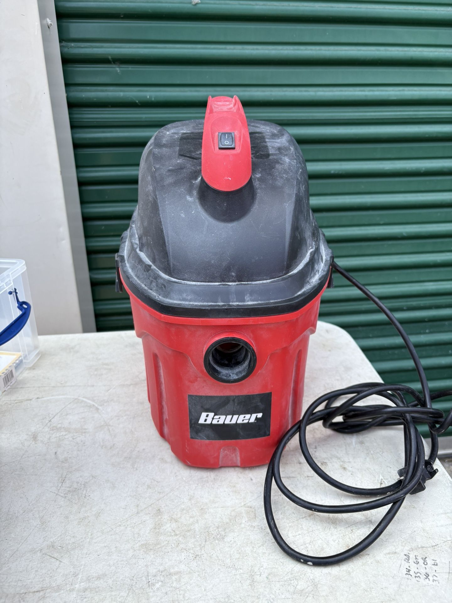 Bauer Shop Vac