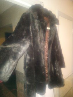 Nice Fur Coat XL Women's Style And 2 Leather Coats