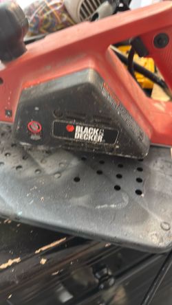 Black & Decker 7698 Type 7 electric hand planer.