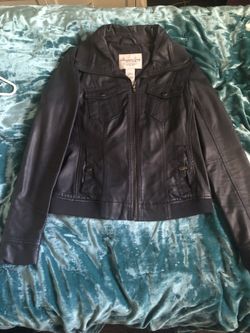 Girl’s American Rag Jacket Size: L