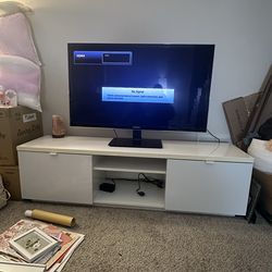 🚨MOVING SALE! White Tv Stand, entertainment center, simple tv stand, basic tv stand