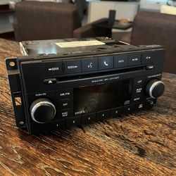 OEM Jeep Wrangler JK Head Unit