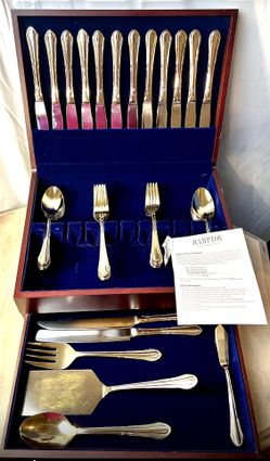 Vintage Hampton Silversmiths Stainless Piece Gold Electroplated With Chest 42 Piece Set
