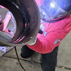 Welding Lessons,  Lecciones De Soldadura