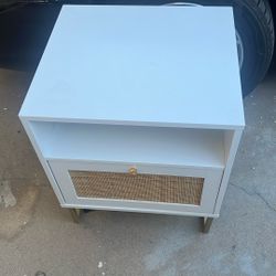 Nightstand 