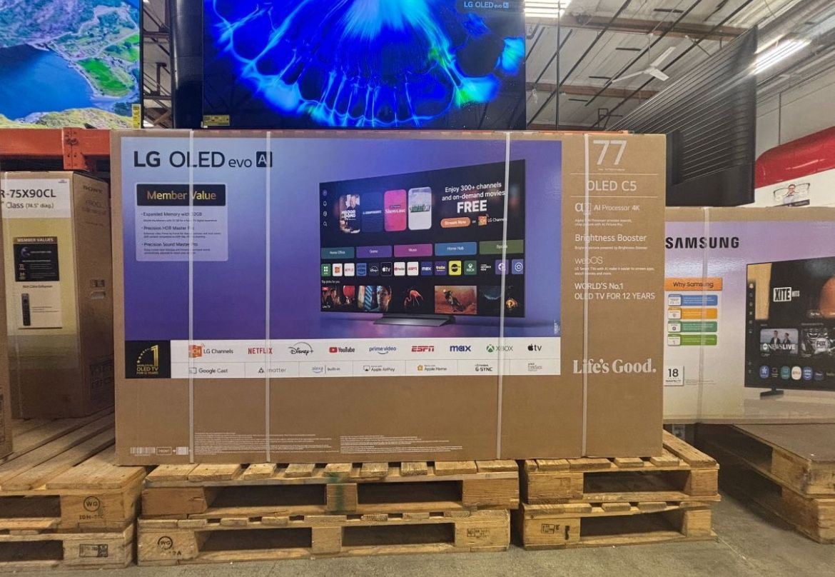 77 “ LG smart 4K EVO OLED HDR 144HZ 77C5 TV