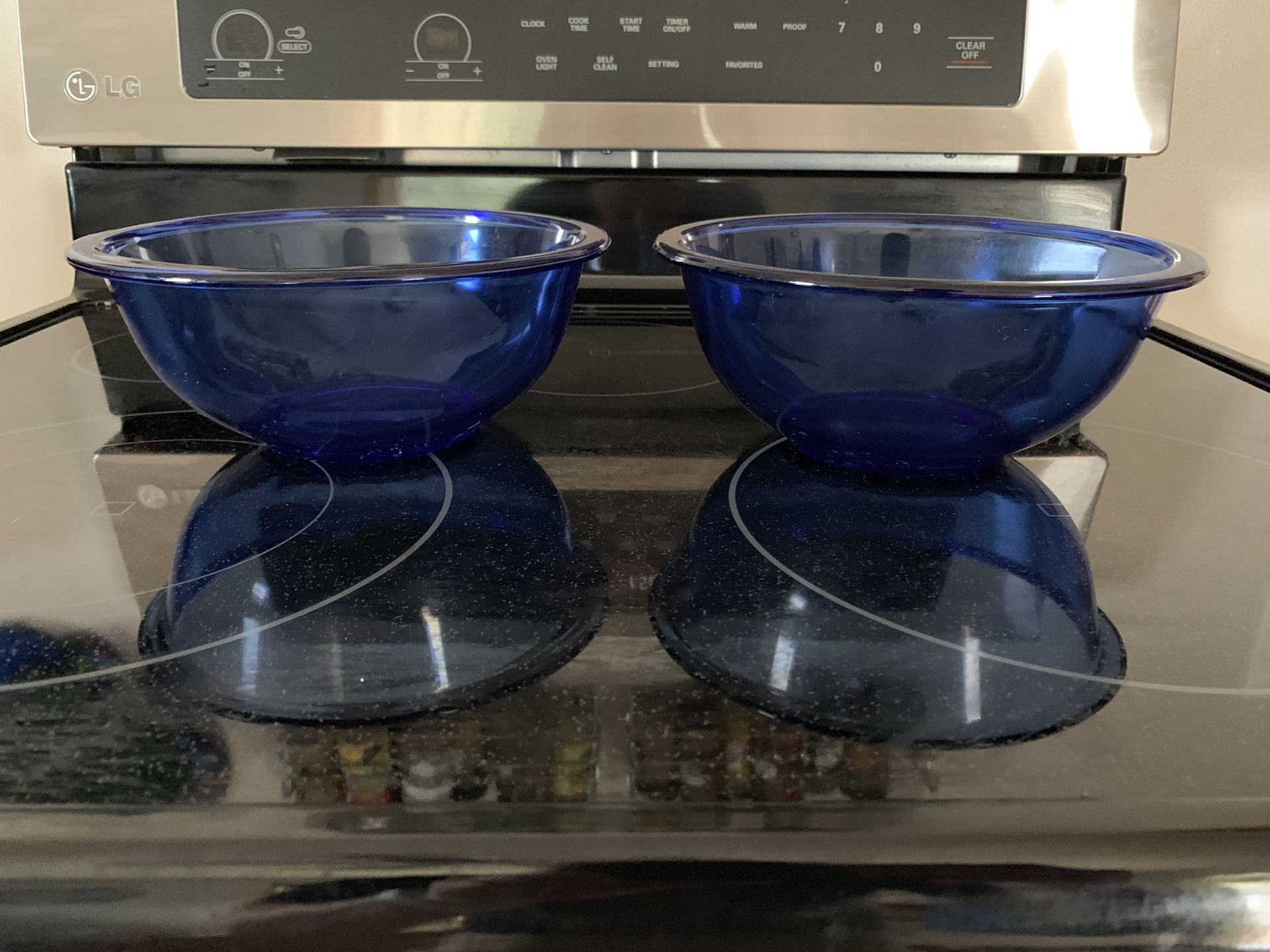Pyrex 323 mixing bowls cobalt blue pair of two