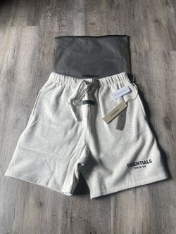 Essential•Shorts