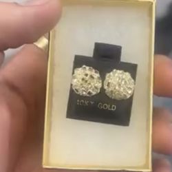 M Size 10k Nugget Earrings 120$