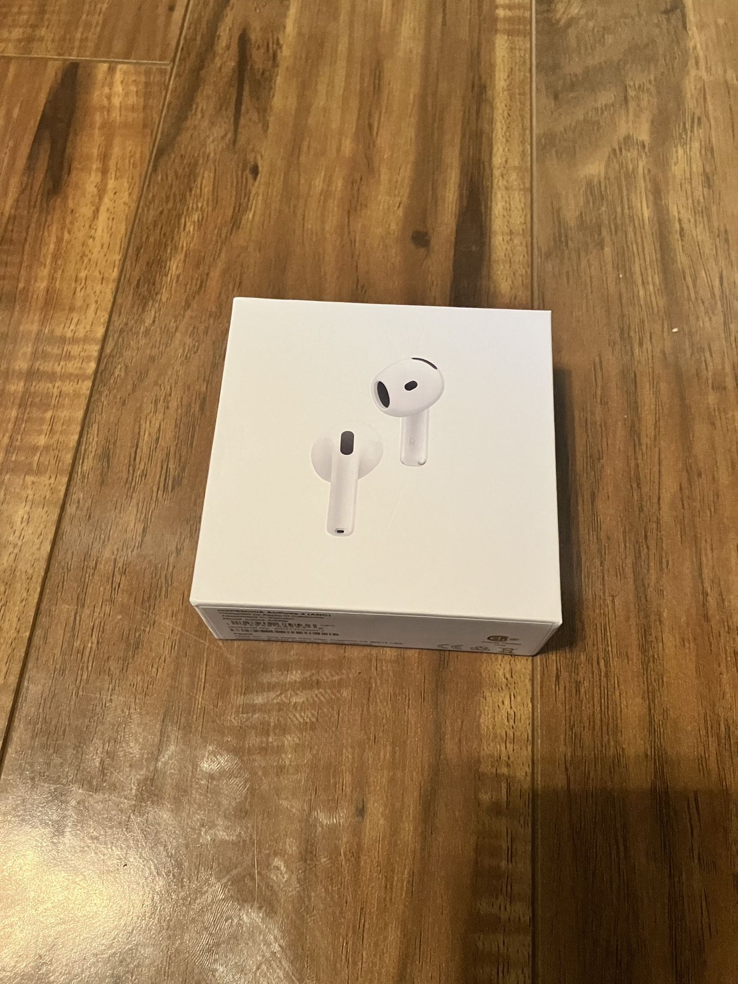 Apple AirPods (4th Generation) with Active Noise Cancellation (ANC) With Serial Number
