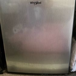 Mini Whirlpool Refrigerator 