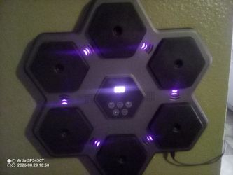 Music boxing machine