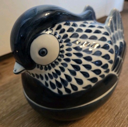 Preowned Vintage Ceramic Bird Hen Trinket Box Blue And White