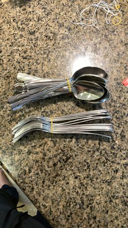 Silverware 🥄  🍴  20 Spoons 16Forks 4 Steak Knife 🍴 Stainless Steel Farberware Most Of The 