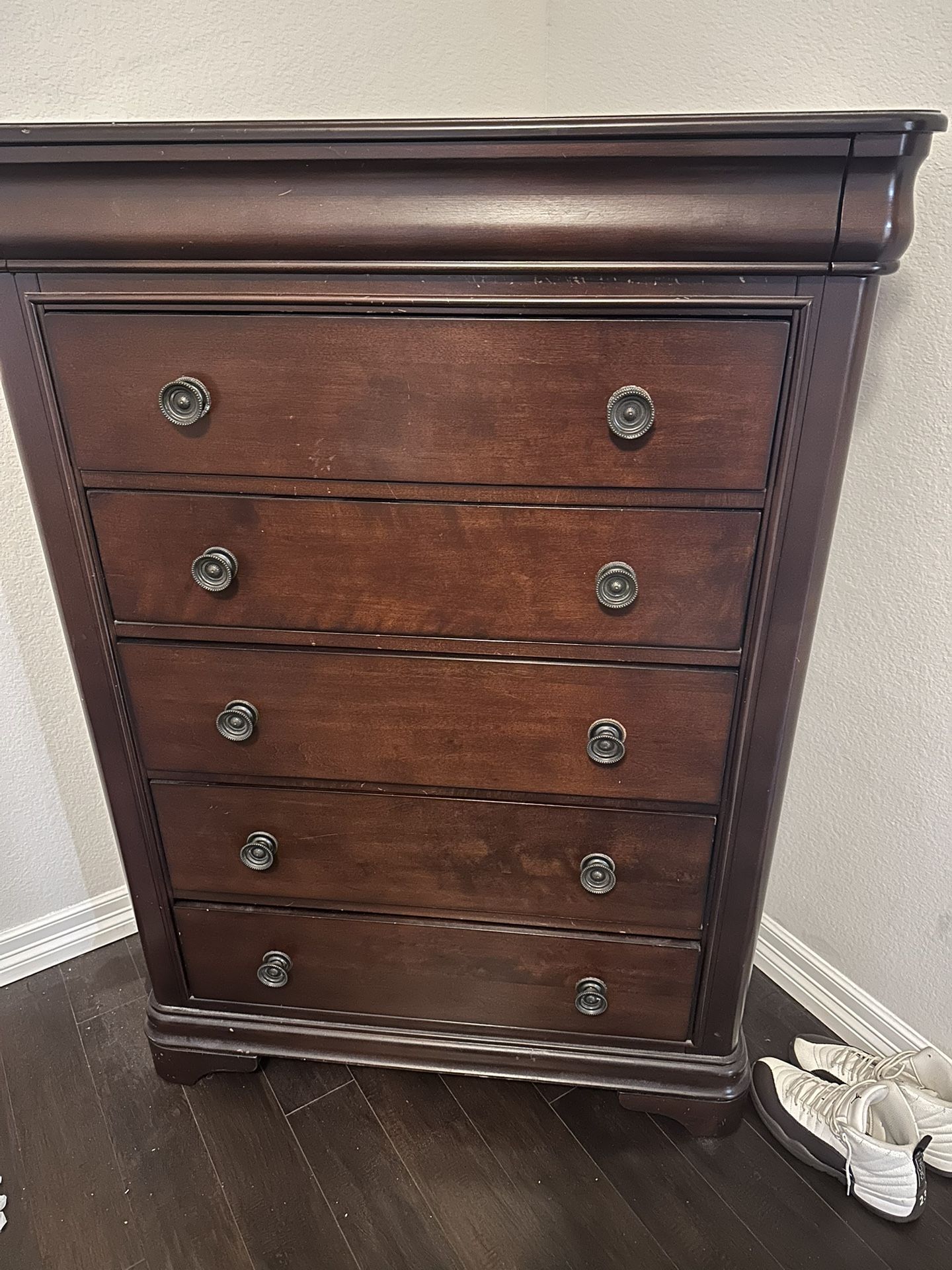 Cherry Wood Dresser Chest