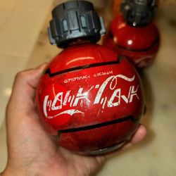 Disneyland BATUU BLACK SPIRE STARWARS COCA COLA SODA BOTTLE