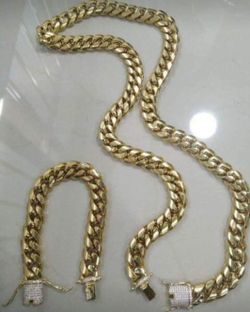 12MM Cuban Link Set 14K Gold Plated Doesn't Loses Color